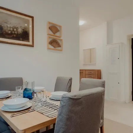Elettra's X4 Totally Renovated Διαμέρισμα *